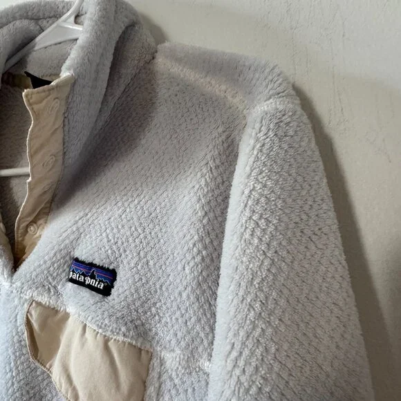 Patagonia Re-Tool Snap-T Pullover in light gray - Picture 2 of 10